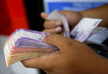 Philippine peso, Thailand baht lead losses among Asian FX