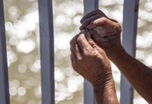 Senior Citizen Caught Stealing from Vape Shop in Quezon City