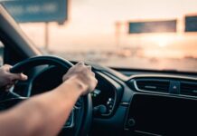 Taxi Driver Slashed by Passenger After Complaining About High Fare