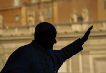 Pope prays for an end to clashes along Thai-Cambodian border