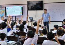 Group of Teachers Warn of Possible Mass Leave if Government Continues to Ignore Their Calls