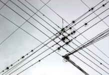 Man in Critical Condition After Attempting to Steal Power Cables in Quezon City