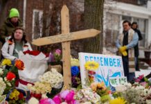 ICE fatal shooting of woman leaves Minneapolis on edge
