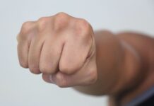 Teacher Hurt After Being Beaten by Student During Drinking Session in Northern Samar