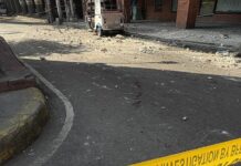 E-Trike Driver Injured After Canopy Collapses in Manila