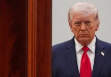 Trump, on Easter, threatens ‘hell’ on Iran’s infrastructure if Strait remains blocked