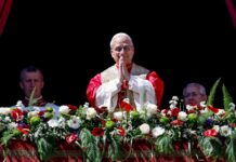On Easter, Pope Leo urges world leaders to end wars, renounce conquest