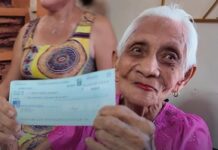 107-Year-Old Grandmother in Camarines Sur Grateful After Receiving P100k Incentive