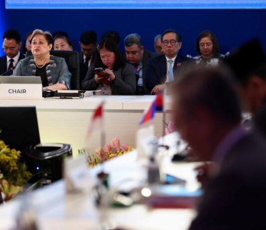 Southeast Asian nations start summit, aiming to tackle energy crisis