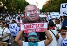 Philippine families demand Dela Rosa face drug war charges