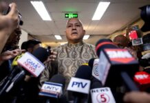 Bato Dela Rosa says arrest imminent, urges public to block ICC transfer