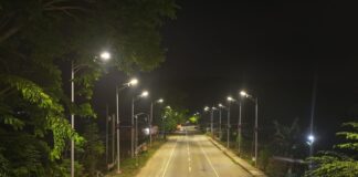 3 Individuals Caught on CCTV Stealing 129 Streetlights in Iloilo
