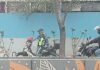 Netizen Upset After Traffic Enforcer Allegedly Asked Them to Leave While Eating by the Roadside