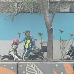 Netizen Upset After Traffic Enforcer Allegedly Asked Them to Leave While Eating by the Roadside