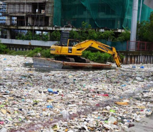 Trash-covered river in Baclaran sparks concern