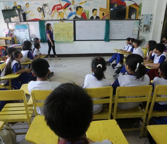 DepEd Reminds Public School Teachers Not to Use Students as Social Media Content