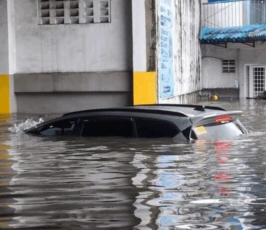 MMDA Offers Free Towing Service for Flood-Damaged Vehicles