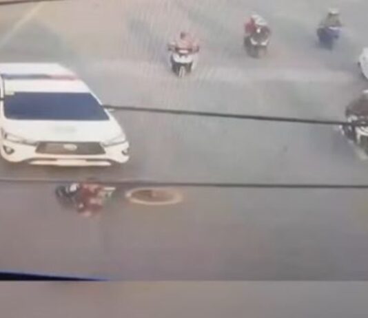 Cyclist Injured After Being Run Over by LTO Vehicle in Cebu