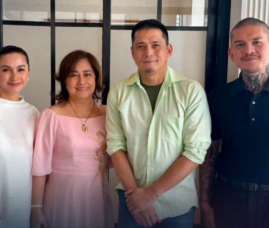 Robin Padilla On Photo With Sen. Bato dela Rosa’s Wife: “Wala sa akin ang bato!”