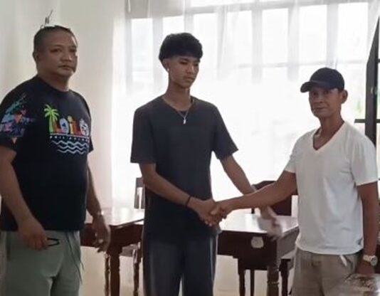 Vlogger Earns Criticism Over Content Featuring Elderly Taho Vendor| PhilNews