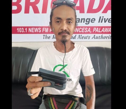 Honest Tricycle Driver Seeks Owner of Wallet Found Along Highway in Puerto Princesa