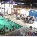 Resort Owner Frustrated After Client Brings 71 Guests for 25-Person Booking