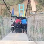 Newly Opened Footbridge in Aklan Draws Attention After Tricycle Attempts to Cross