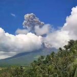Mayon Volcano Spews Ash After Eruption; Over 700 Families Evacuated in Albay